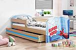 Dětská postel LUKI se šuplíkem - barva přírodní borovice - SUPER HRDINA