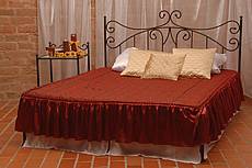 Kovová manželská postel Erika bez předního čela 180 x 200 cm - patina zlatá