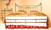Kovová manželská postel Kornelie bez předního čela 160 x 200 cm - patina stříbrná